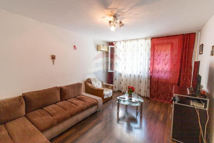 Apartament cu 4 camere de vanzare in zona Drumul Taberei