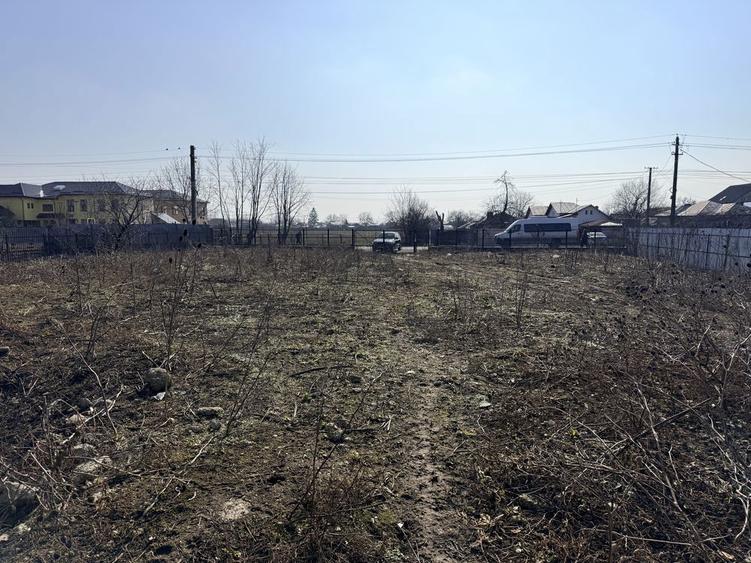 Teren intravilan cu lac 3900mp Cocorasti Colt Prahova - 5