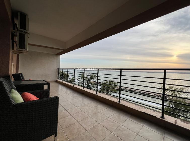 Apartament cu vedere frontala catre lac/ Mamaia Butoaie