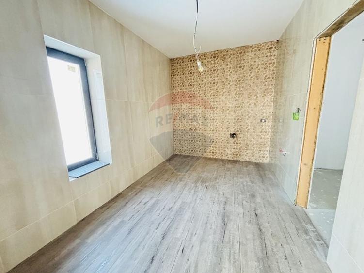 Vilă cu 4 camere de vânzare - 7