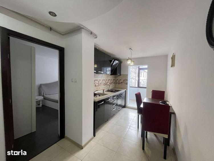 2 camere decomandat 47 mp, ETAJ 1, zona Nicolina - 3