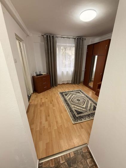 Proprietar inchiriez garsoniera - 6