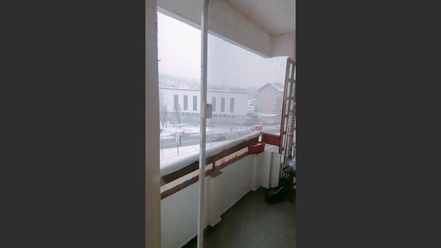 Apartament zona centrala Turda, bloc cu lift, 4 camere,fārā comision ! - 11