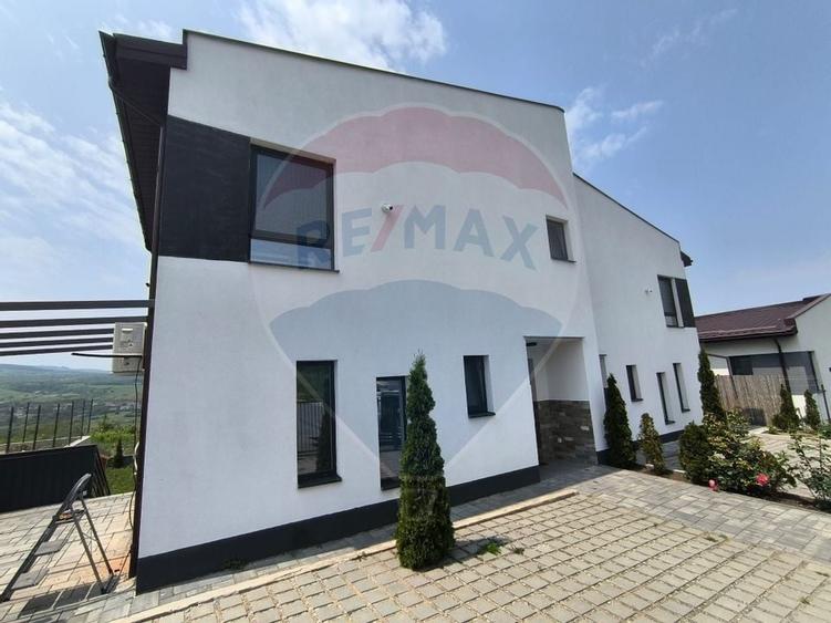 Casă 4 camere de inchiriat in Borhanci - 29