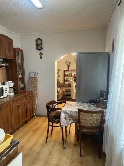 Vand casa si teren str. Closca - 19
