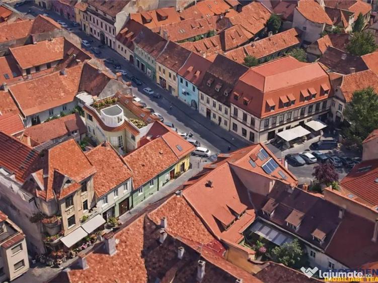 Aparthotel elegant, potential ridicat, ultracentral, Brasov - 10