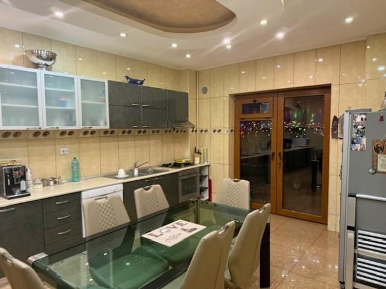 VANZARE CASA VILA - 11