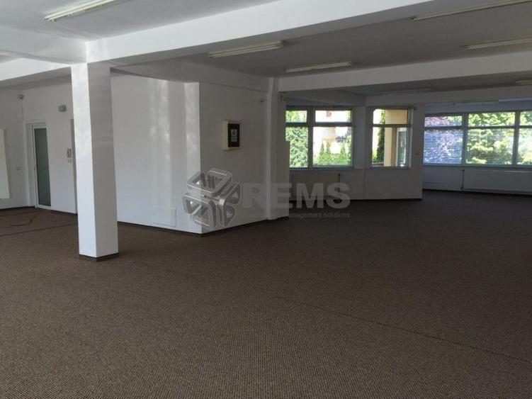 Birou renovat / Etaj  1 in vila zona Sigma - 5