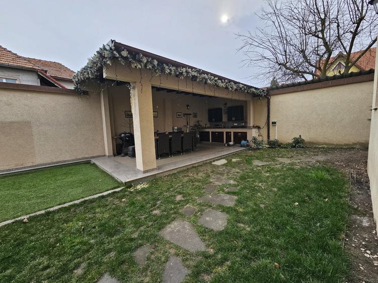 VILA ULTRACENTRALA - 3