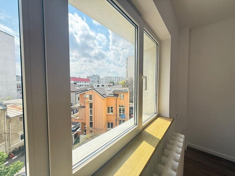 3 CAMERE  ‖ RENOVAT ‖ BLOC REABILITAT ‖ ETAJ INTERMEDIAR  ‖  NERVA TRAIAN - 1