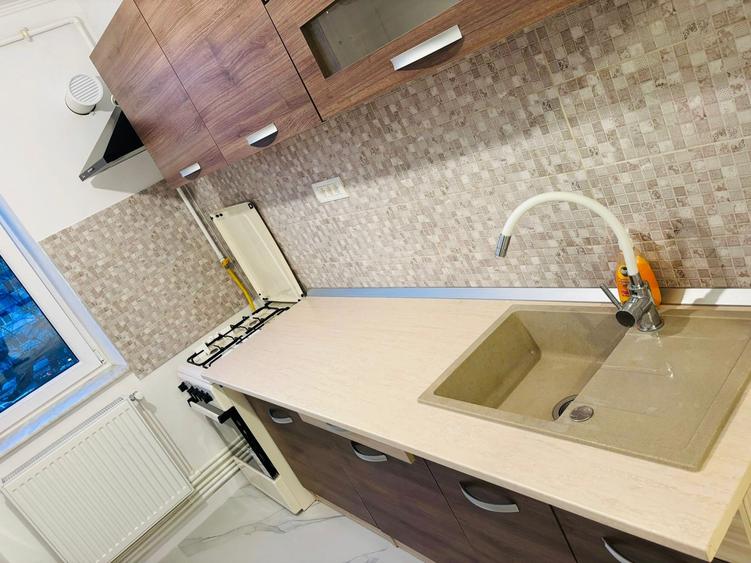 Apartament 3 camere - Tomis II - 590 euro/luna (Cod E2) - 8