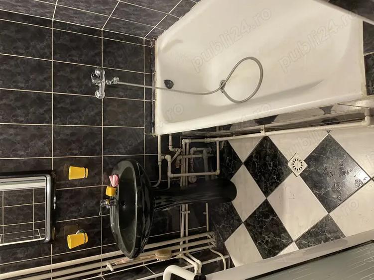 Ofer spre inchiriere garsoniera decomandata in Pitesti - 7