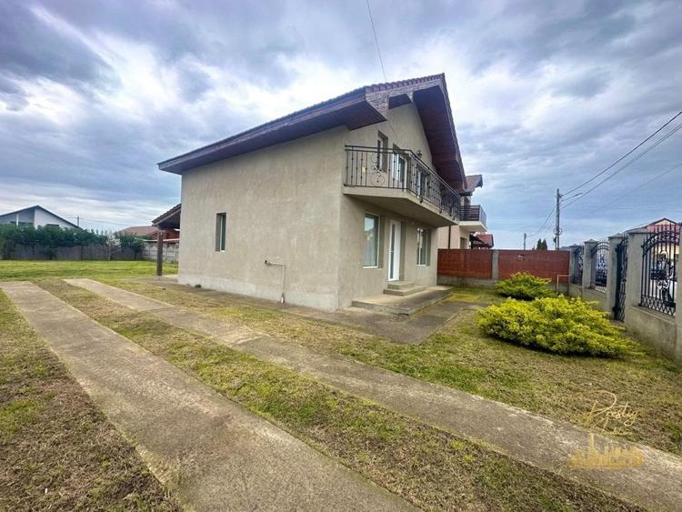 Casa in regim P+M cu 4 camere de vanzare in Santandrei- Bihor - 33