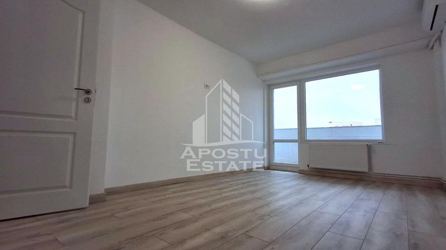 Apartament samanta cu 3 camere in zona Polivalenta - 7