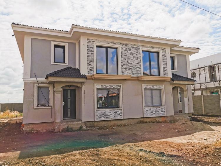 Sacalaz - Duplex(P+E) - Su:120mp - 3  minute de Timisoara - 1