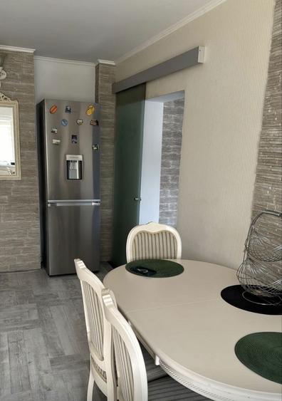 Proprietar Vand Apartament cu 3 camere zona centrala complet mobilat - 6