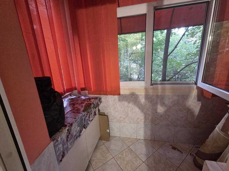Apartament cu 2 camere semidecomandat, mobilat în Alexandru cel Bun
