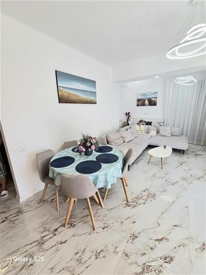 Apartment 2 Camere cu Terasa Spectaculoasa si Vedere Frontala la Mare - 3