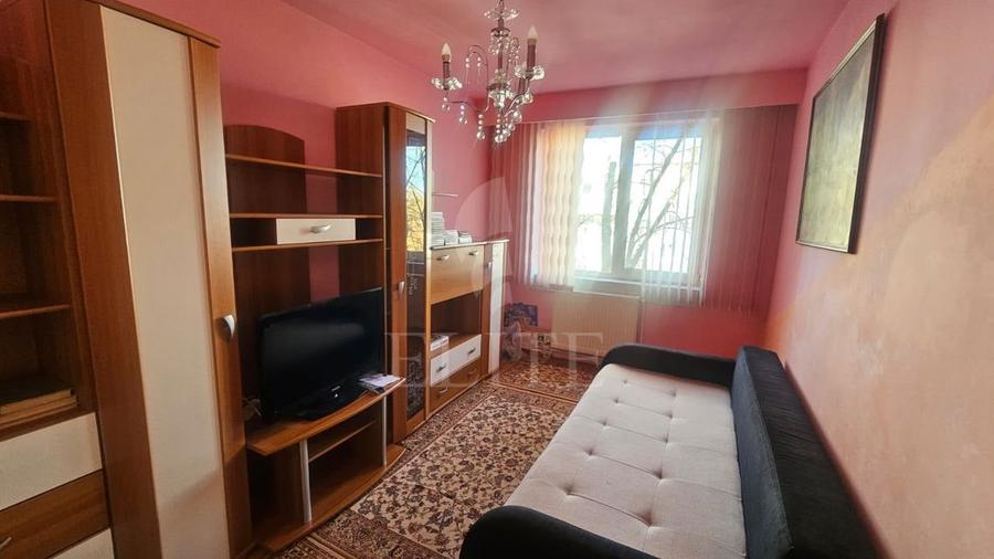 Apartament 3 camere &icirc;n zona HERMES - 8