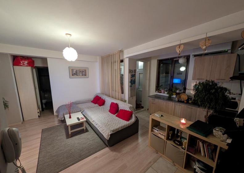 Apartament de vanzare, complet mobilat - Parcare inclusa - 14