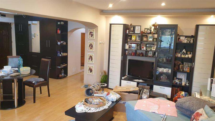 Bloc construit 1993, 3 cam etaj 1, 2 balcoane, Mobilat si Utilat decomandat Inde - 2