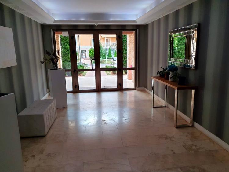 Ap. 2 camere - vedere piscină, Cosmopolis Centura Nord | Pipera | A3, comision 0 - 16