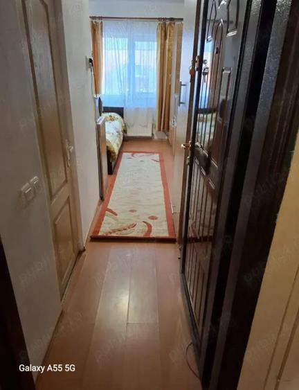 Inchiriez garsoniera - 6