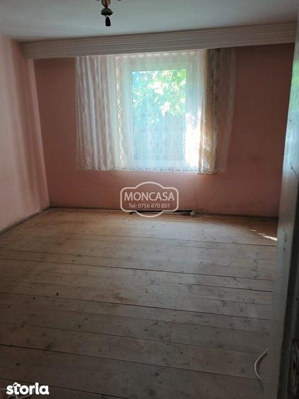 Casa batraneasca zona Popa Sapca, cu teren 1335 mp - 2