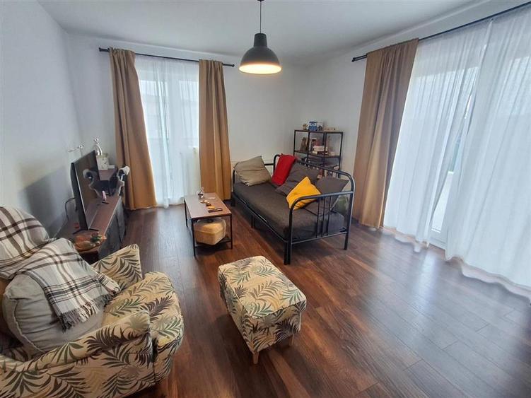 Penthouse 3 camere 55mp teresa parcare zona Turnisor - 1