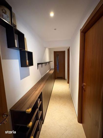 Apartament cu 3 camere, mobilat în Jiului