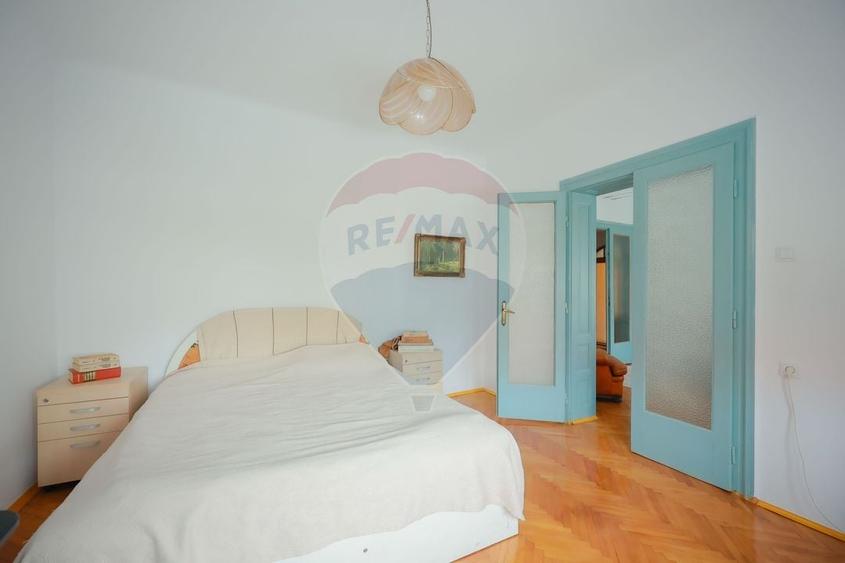 Casă cu teren 360 mp, central, zona Bd. Dacia, Canonicilor, vânzare - 18