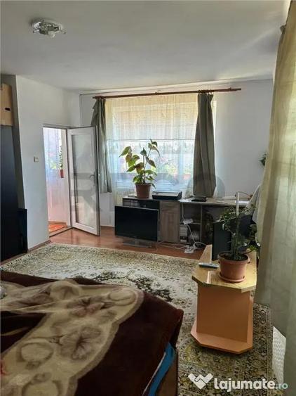 RECO Casa 3 Camere Cu Teren Generos In Felcheriu - 8