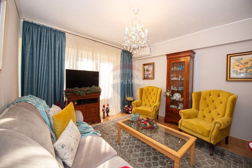 Apartament cu 3 camere decomandat, mobilat în Titulescu Apartament cu 3 camere decomandat, mobilat în Titulescu