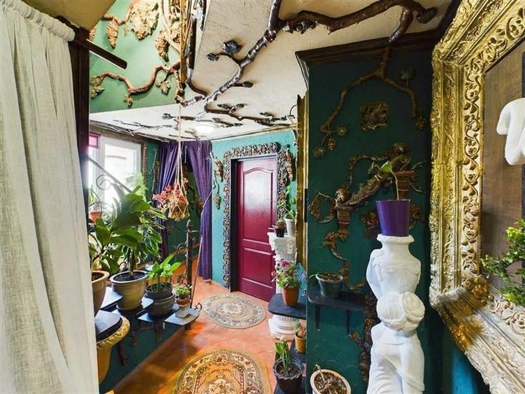 Resedinta impresionanta,vedere panoramica, Centru Istoric --  Drumul Poienii, Br - 7