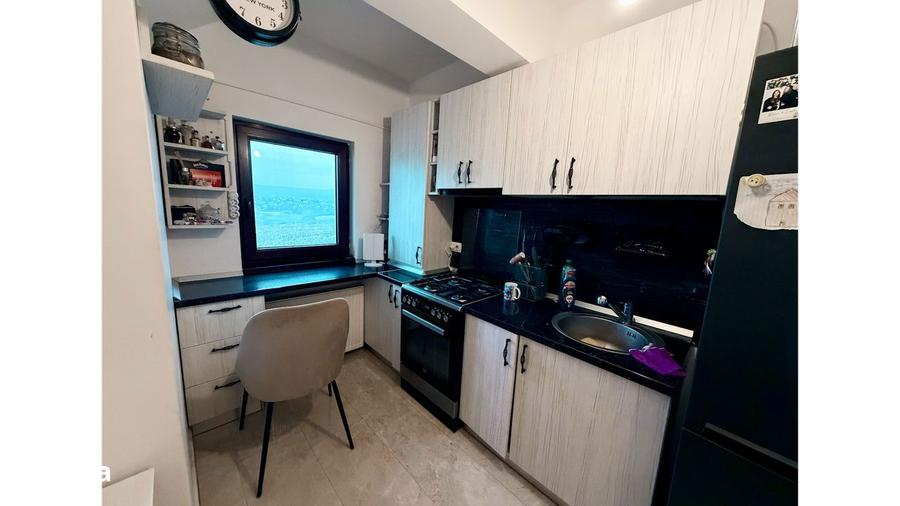 Apartament 2 Camere , boxa , loc de parcare si mansarda incluse . - 6