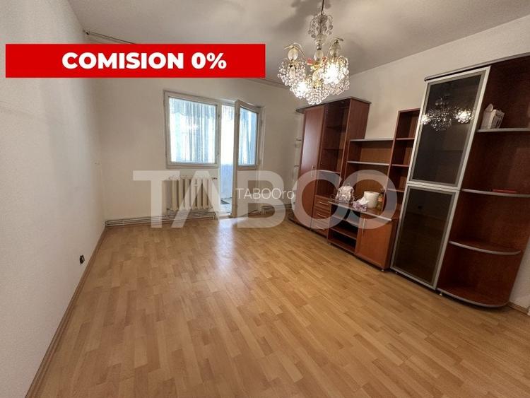 Apartament cu 4 camere decomandat în Periferie Apartament cu 4 camere decomandat în Periferie