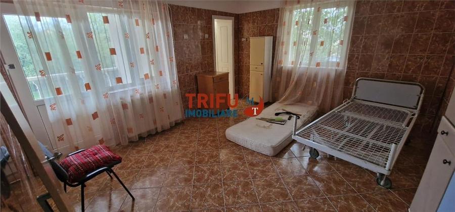 Casa de vanzare 9 camere 878 mp teren zona Barabant - 10