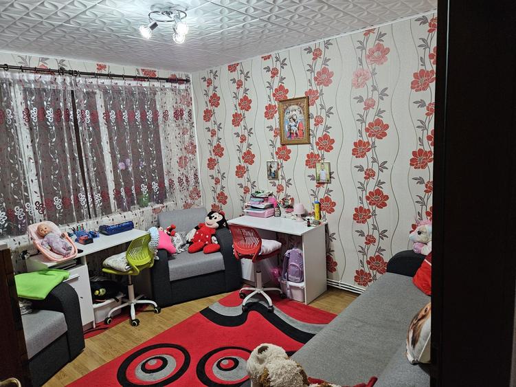 Vand Apartament 2 camere - 1