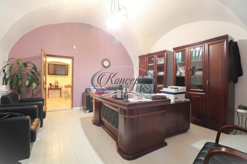 Birou in cladire istorica cu terasa si boxa, strada Eroilor - 2