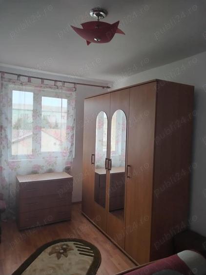 Apartament de vanzare - 4