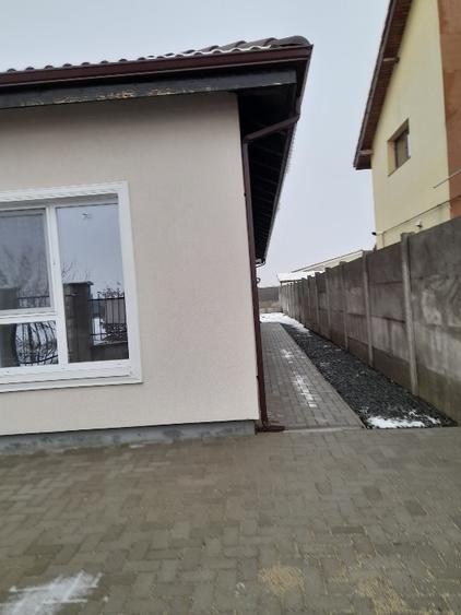 Proprietar vind duplex - 3