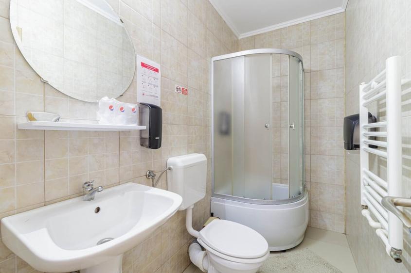 Pensiune & Complex rezidential multifunctional – Drumul Odaii, Otopeni - 33