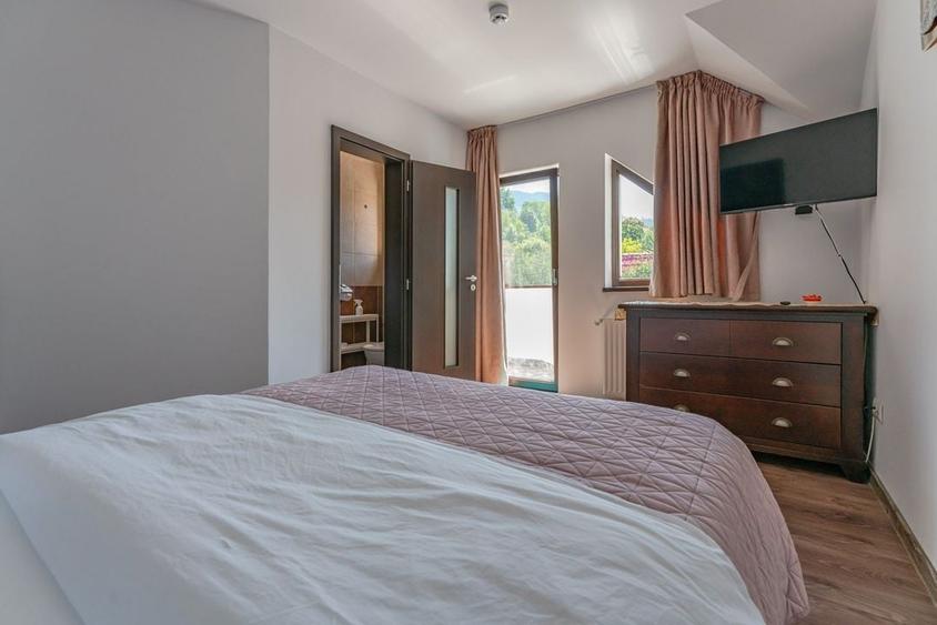 Pensiune de v&acirc;nzare &icirc;n Bran, cu rating 9.8 Booking și 4.9 Google - 32