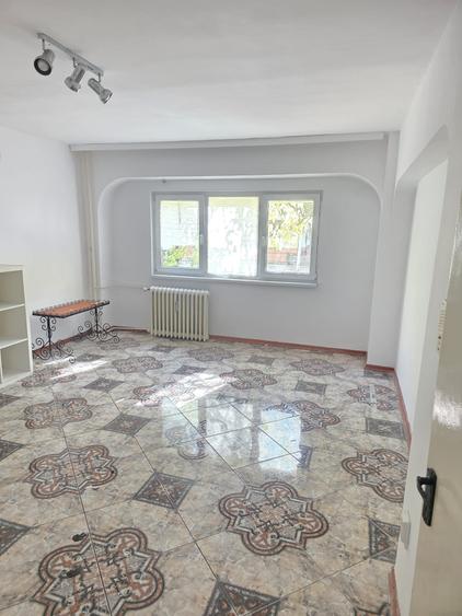 Unirii Rond Alba Iulia ,Matei Basarb stradal , pt locuit sau birou - 8