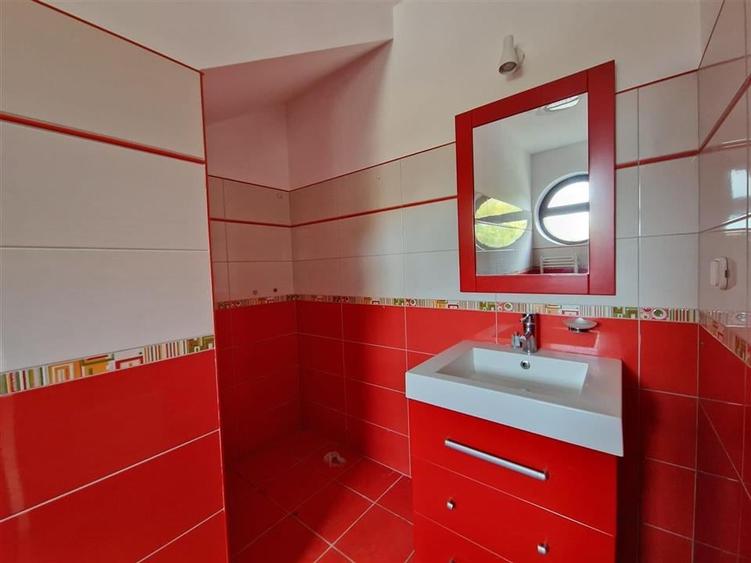 RECO Vila deosebita  in Santandrei cu teren generos - 36