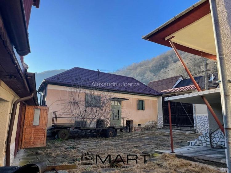 Casa 9 camere la Raul Sadului jud. Sibiu