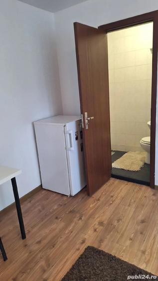 Proprietar,inchiriez garsoniera in vila,cartier DAMAROAIA,sector 1,capat tramvai 24,Autobuz ,Metrou - 4