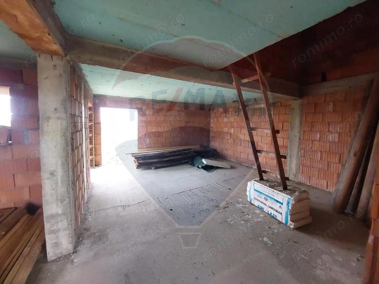 Casa de vanzare - 11