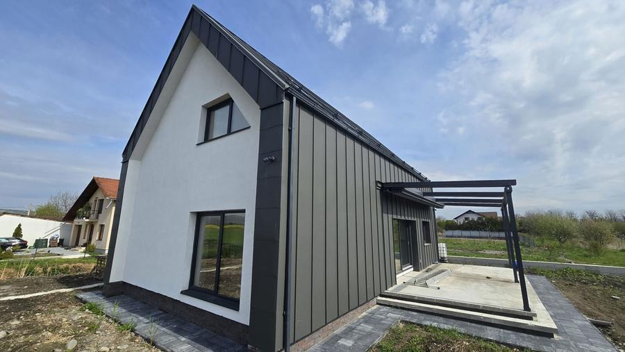 Casa premium eficienta energetic, proiect deosebit 140 mp utili cu 600 mp curte - 2