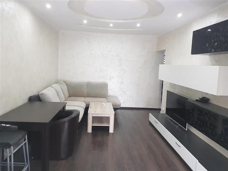 2 camere confort 1 decomandat, Mobilat si Utilat, etaj 1, Independentei - 1